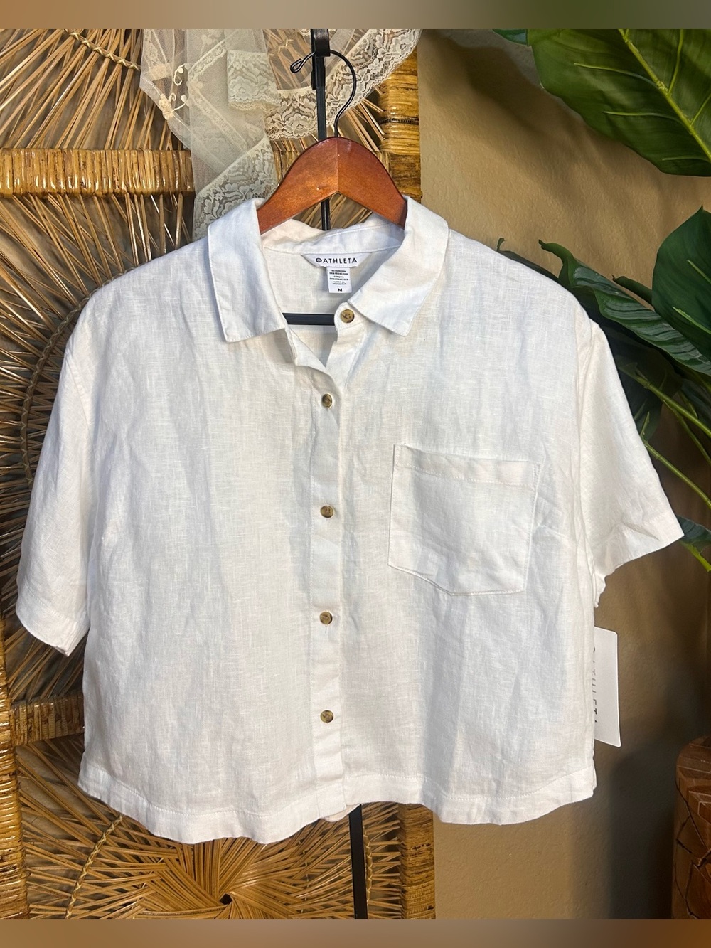 Athleta Retreat Linen Short sleeve shirt button up medium boxy roomy